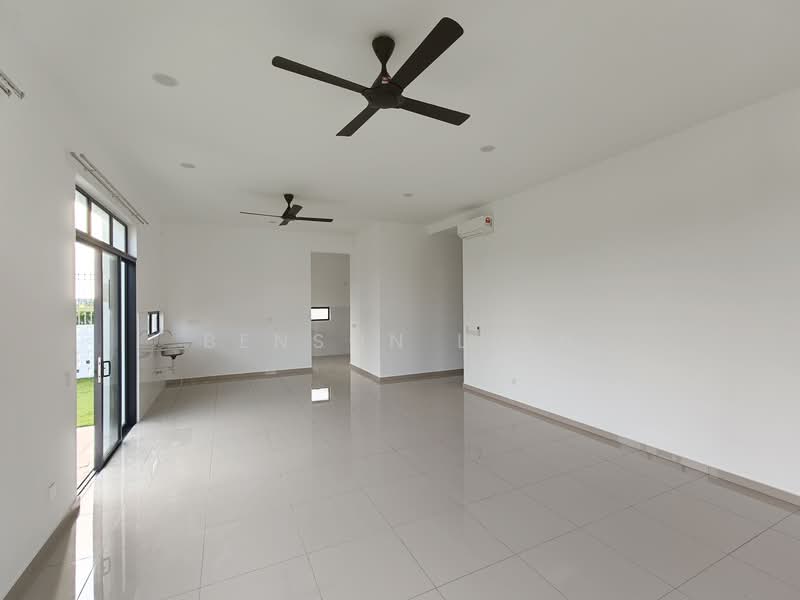 1-storey Terraced House for Rent in Shah Alam (Selangor) - Benson Lian - Living Room - PropertyGuru.com.my