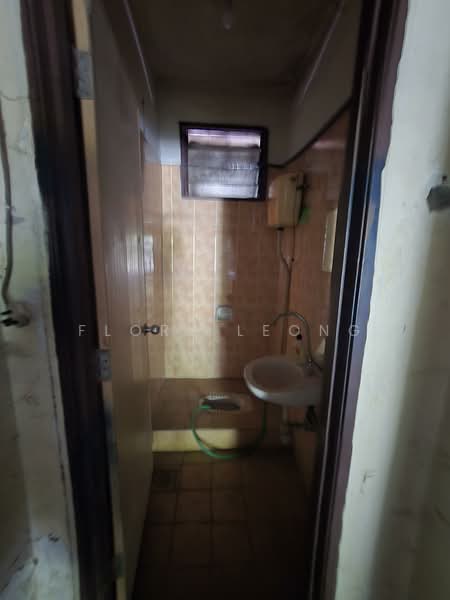 Shop for Rent in Bandar Saujana Putra (Tanjong Duabelas) - Flory Leong - PropertyGuru.com.my