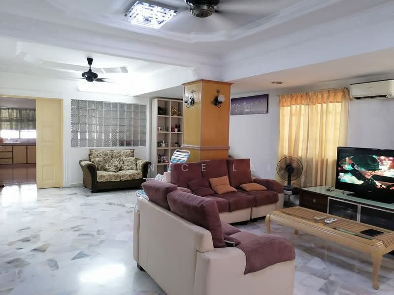 Rumah Teres untuk Dijual di Bukit Rahman Putra (Sungai Buloh) - Eunice Lai - Living Room - PropertyGuru.com.my