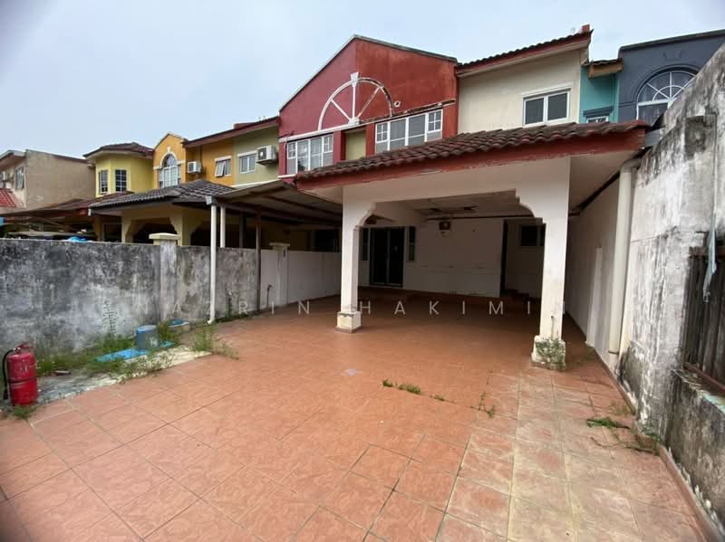 2-storey Terraced House for Sale in Puncak Alam (Selangor) - Nazrin Hakimin - Exterior - PropertyGuru.com.my