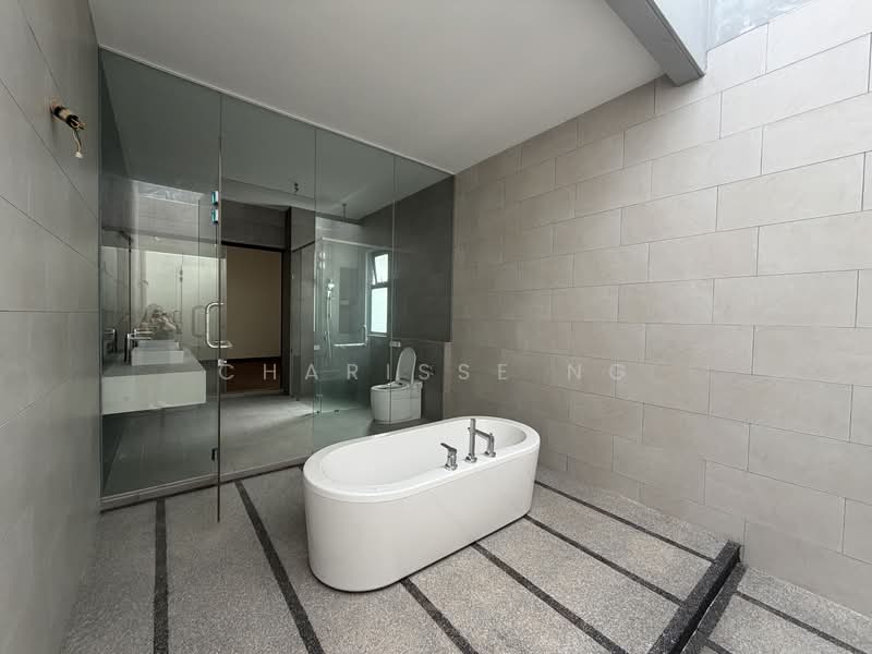 Bungalow for Sale in Kajang (Selangor) - Charisse Ng - Bathroom - PropertyGuru.com.my