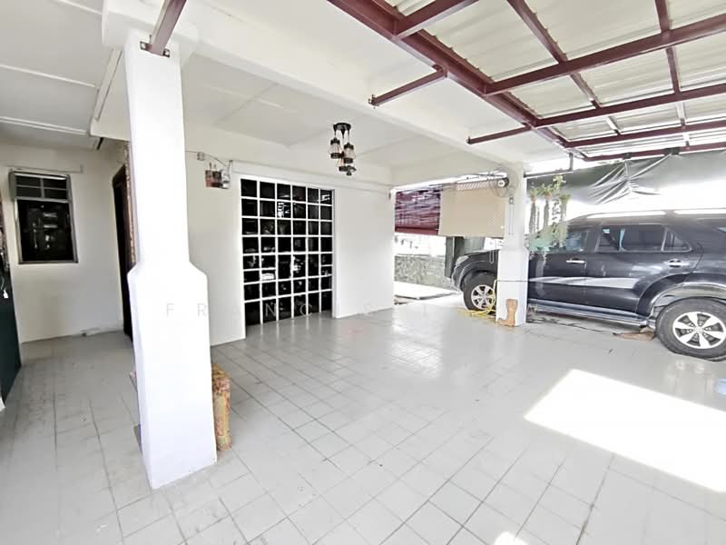Semi-Detached House for Sale in Bandar Country Homes (Rawang) - Francis Leow - PropertyGuru.com.my