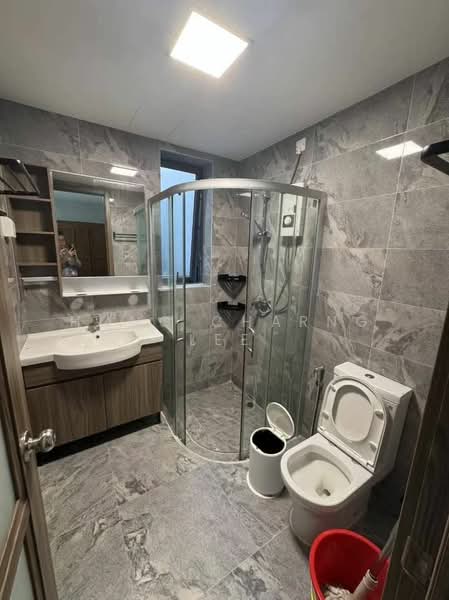 Twin Villa for Rent in Forest City (Gelang Patah) - Hong Charng Lee - Bathroom - PropertyGuru.com.my