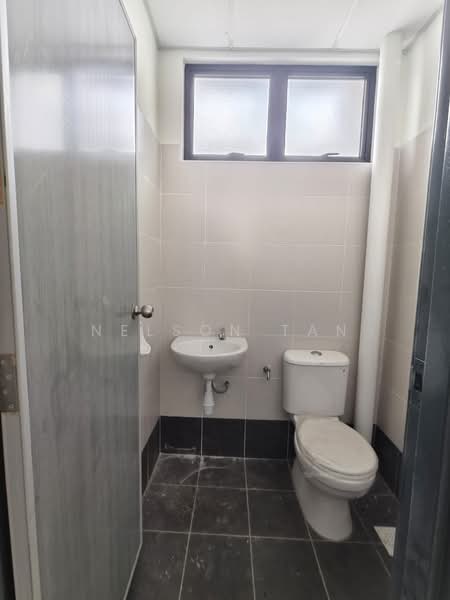 Kedai / Pejabat untuk Disewa di Bandar Cemerlang (Ulu Tiram) - Nelson Tan - PropertyGuru.com.my