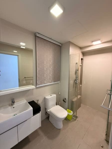 Kondominium untuk Dijual di Iskandar Residences - Rachel See - Bathroom - PropertyGuru.com.my