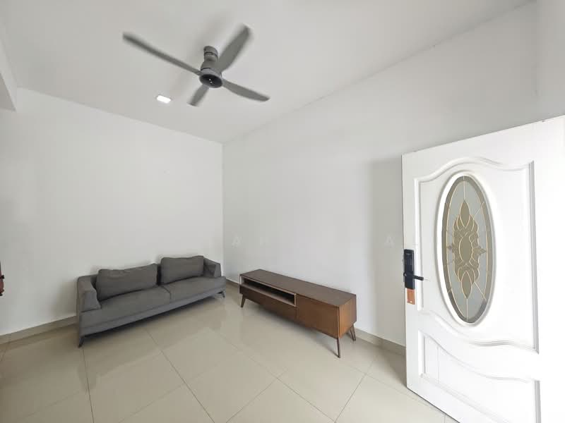 1-storey Terraced House for Sale in Taman Indah Klia (Sepang) - Aqillah Razali - Living Room - PropertyGuru.com.my