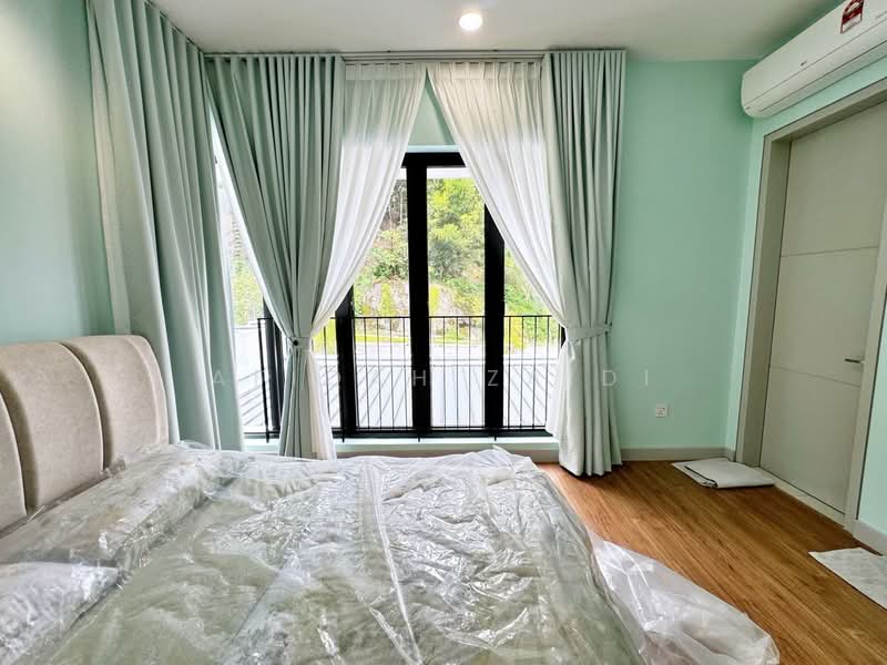 Rumah Teres 3 Tingkat untuk Dijual di Taman Melawati (Ulu Kelang) - Afiqah zaidi - PropertyGuru.com.my