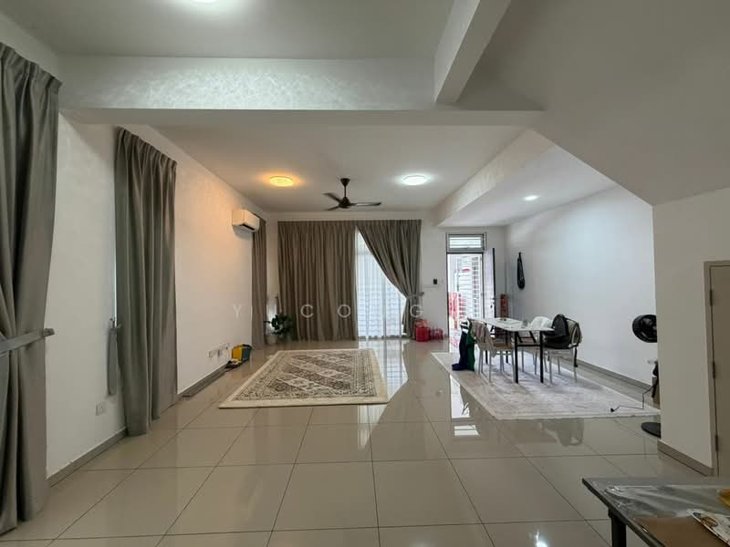 2-storey Terraced House for Sale in Taman Serimbun (Iskandar Puteri (Nusajaya)) - Yucong . - Living Room - PropertyGuru.com.my