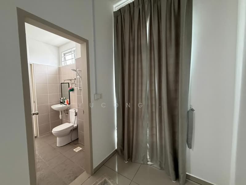 2-storey Terraced House for Sale in Taman Serimbun (Iskandar Puteri (Nusajaya)) - Yucong . - Bathroom - PropertyGuru.com.my