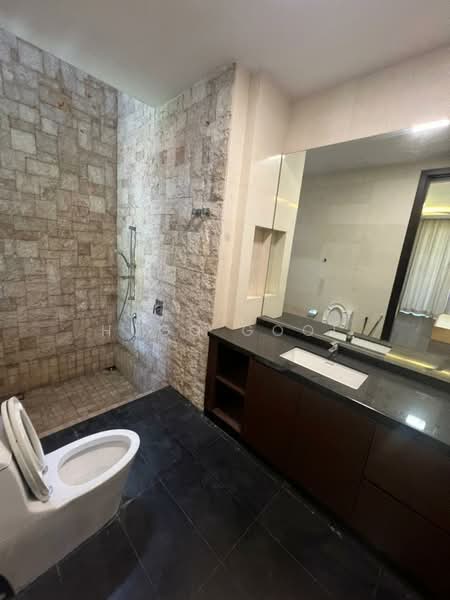 Rumah Banglo untuk Disewa di Bukit Tunku (Kenny Hills) (Kuala Lumpur) - Hugo Gooi - Bathroom - PropertyGuru.com.my