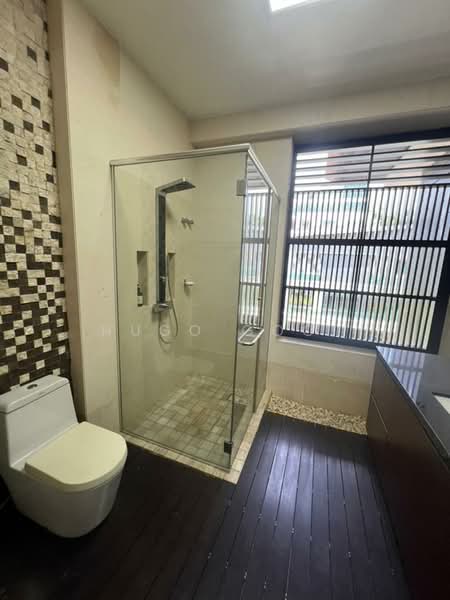 Rumah Banglo untuk Disewa di Bukit Tunku (Kenny Hills) (Kuala Lumpur) - Hugo Gooi - Bathroom - PropertyGuru.com.my