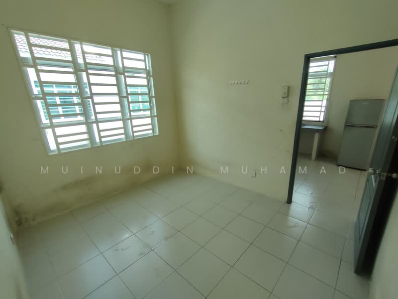 1-storey Terraced House for Rent in Tronoh (Perak) - Muinuddin Muhamad - Interior - PropertyGuru.com.my