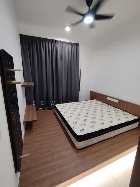 Kondominium untuk Disewa di Space Residency - Edwin Tay - master room with bathroom - PropertyGuru.com.my