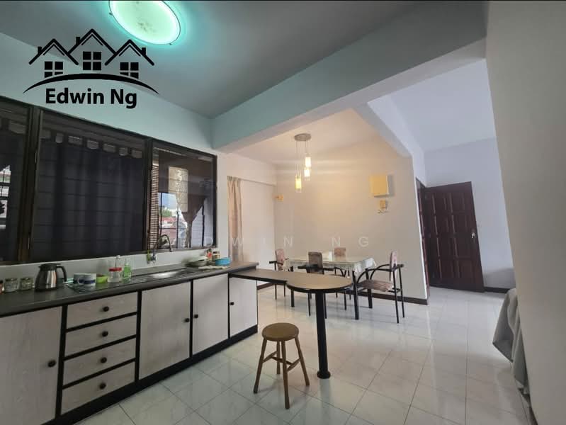 Condominium for Sale at Edgecumbe House - Edwin Ng - Kitchen - PropertyGuru.com.my