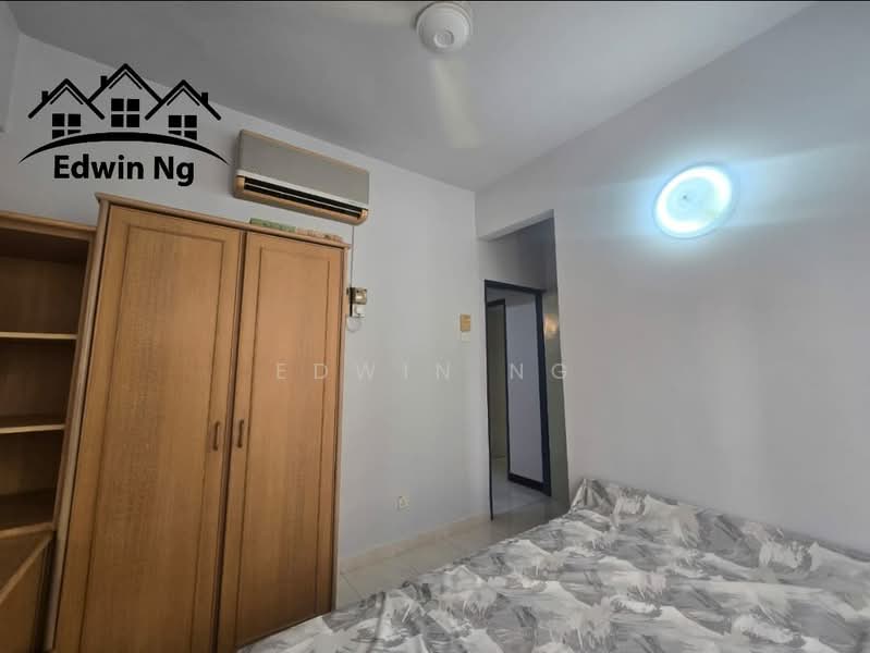 Condominium for Sale at Edgecumbe House - Edwin Ng - Bedroom - PropertyGuru.com.my