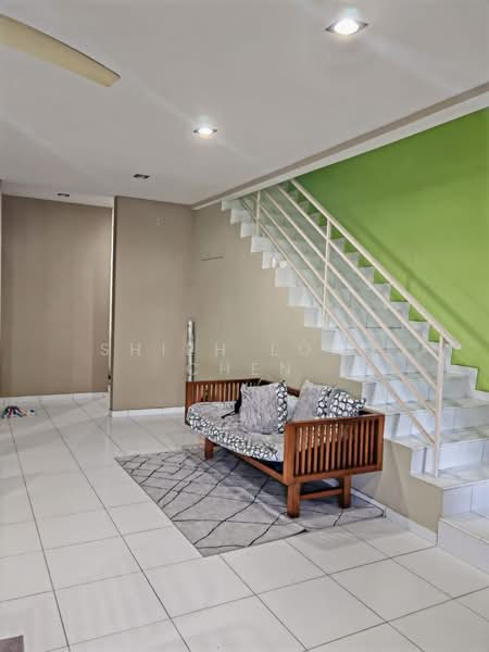 Rumah Teres 2 Tingkat untuk Dijual di Setia Tropika (Johor Bahru) - Shieh Long Chen - Living Room - PropertyGuru.com.my