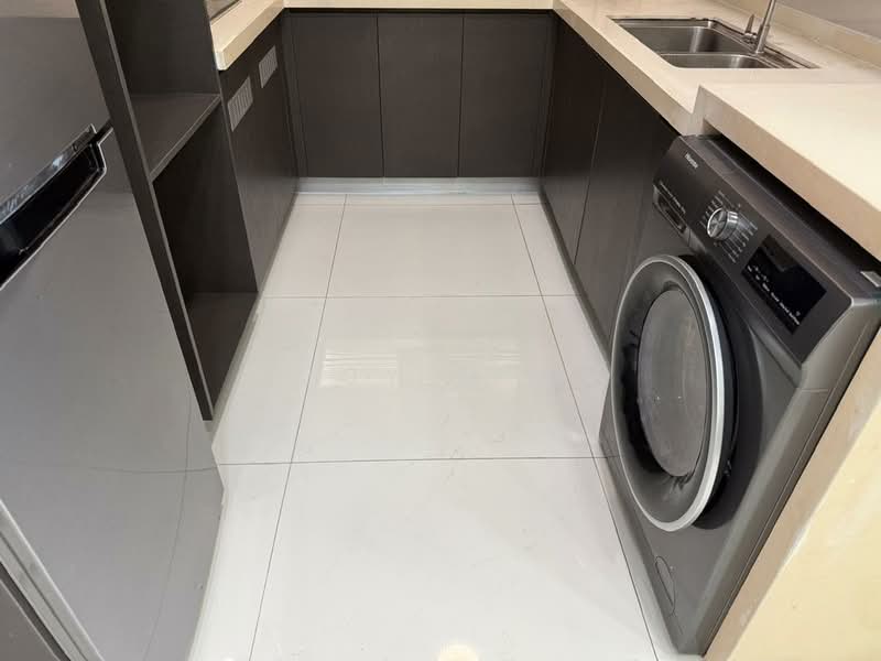 Condominium for Rent at Amberside @ Country Garden Danga Bay - Joy Min - Kitchen - PropertyGuru.com.my