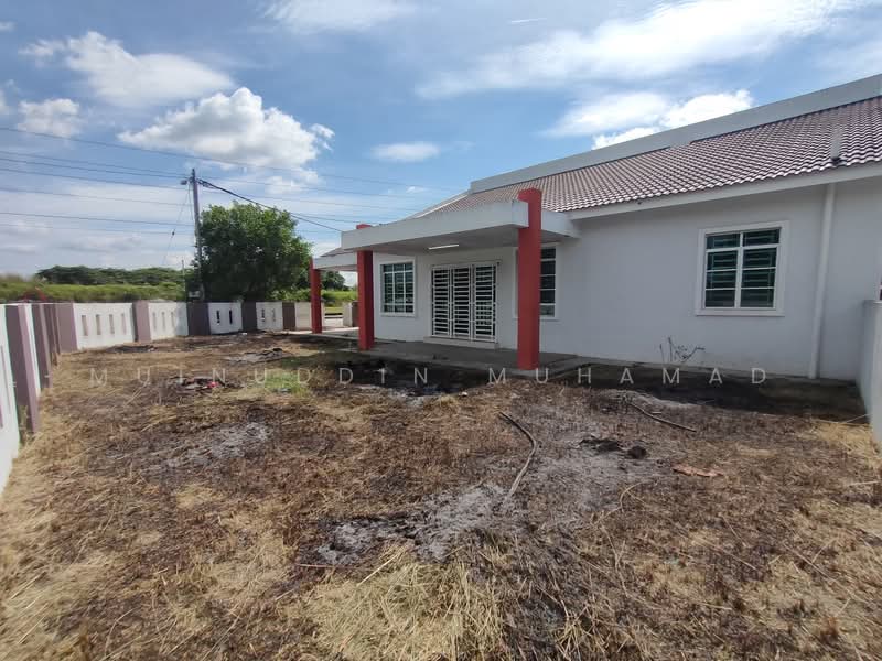 1-storey Terraced House for Sale in Tronoh (Perak) - Muinuddin Muhamad - Exterior - PropertyGuru.com.my