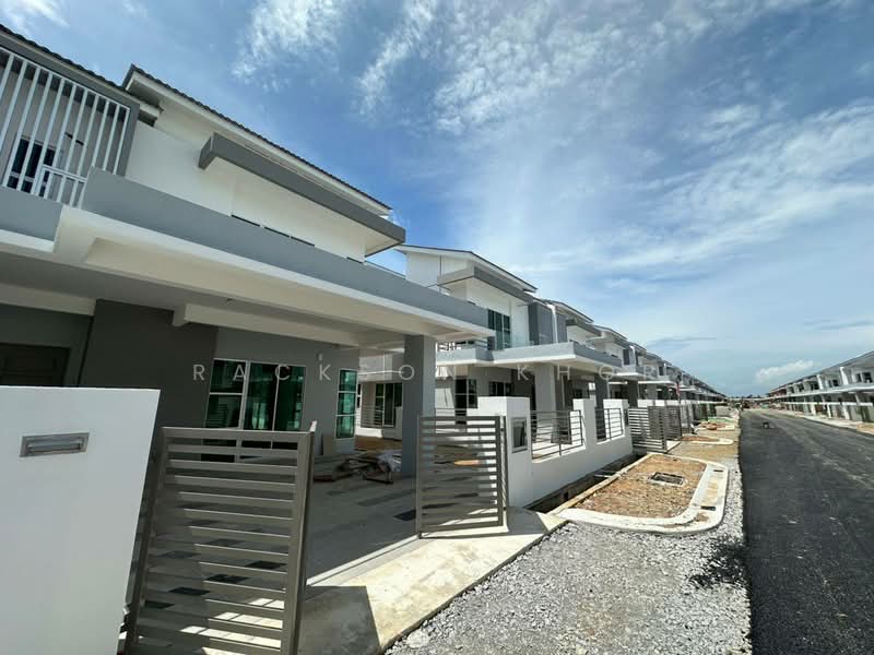 Rumah Teres 2 Tingkat untuk Dijual di Nibong Tebal (Penang) - Rackson Khor - Exterior - PropertyGuru.com.my