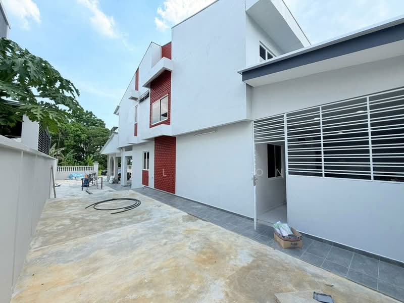 Semi-Detached House for Rent in Taman Tasek (Johor Bahru) - Huily Woon - Exterior - PropertyGuru.com.my