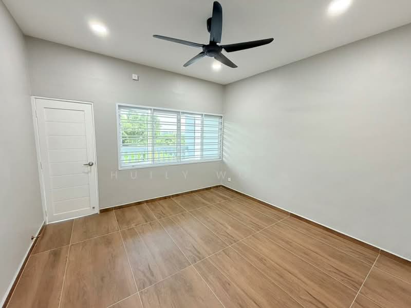 Semi-Detached House for Rent in Taman Tasek (Johor Bahru) - Huily Woon - Interior - PropertyGuru.com.my
