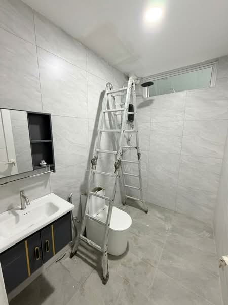 Semi-Detached House for Rent in Taman Tasek (Johor Bahru) - Huily Woon - Bathroom - PropertyGuru.com.my