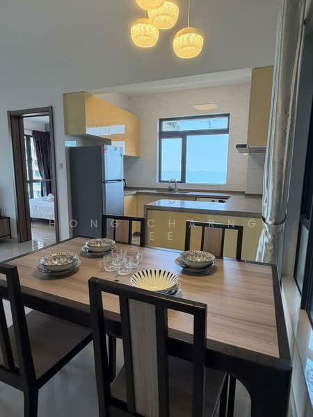 Pangsapuri untuk Disewa di Regalia Park @ Forest City - Hong Charng Lee - Dining Room - PropertyGuru.com.my