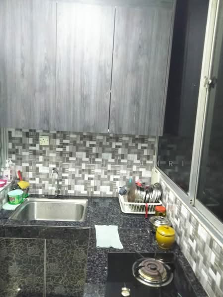 Pangsapuri untuk Disewa di Pangsapuri Seri Mutiara - Zaimah Zamri - Kitchen - PropertyGuru.com.my