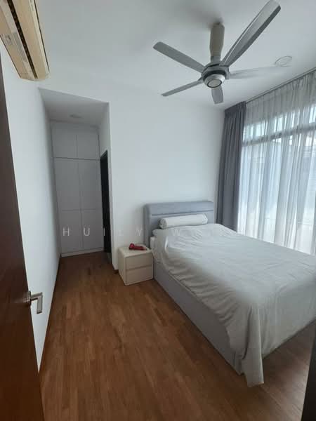 Rumah Berkembar untuk Dijual di Senibong (Permas Jaya) - Huily Woon - Bedroom - PropertyGuru.com.my
