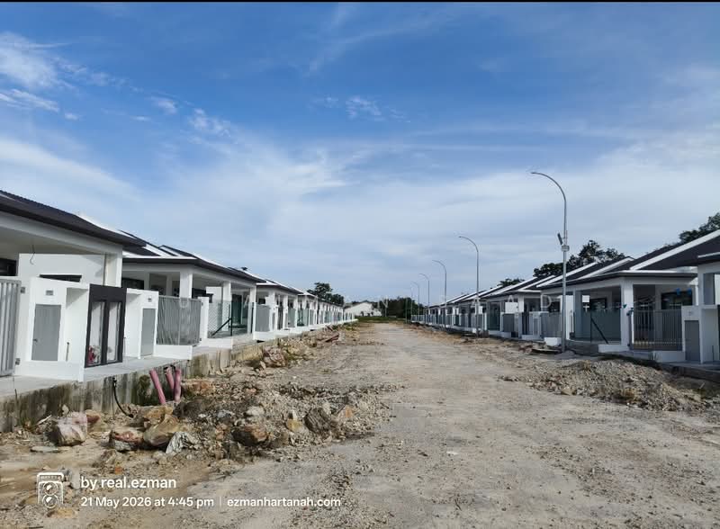 Rumah Berkembar untuk Dijual di Banting (Banting) - Sulaiman Saad - PropertyGuru.com.my