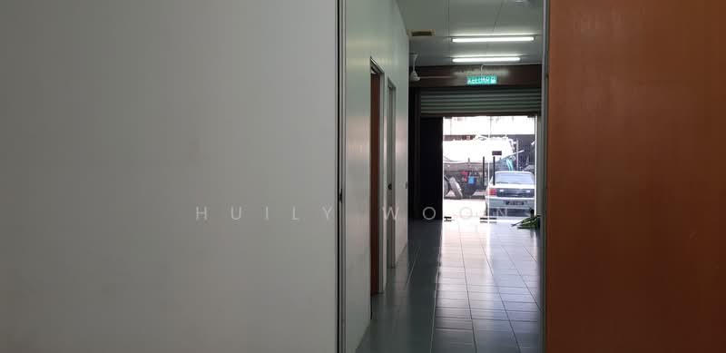Shop / Office for Rent in Taman Setia Indah (Tebrau) - Huily Woon - Corridor - PropertyGuru.com.my