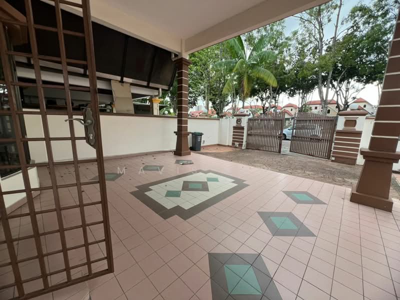 Semi-Detached House for Rent in Taman Pelangi Indah (Ulu Tiram) - Mavis Hew - Exterior - PropertyGuru.com.my