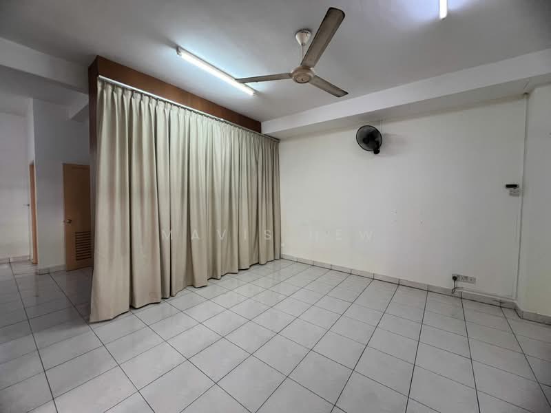 Semi-Detached House for Rent in Taman Pelangi Indah (Ulu Tiram) - Mavis Hew - Interior - PropertyGuru.com.my
