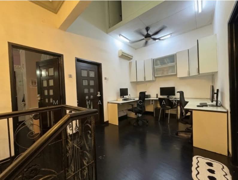 Rumah Teres 2 Tingkat untuk Dijual di Bandar Puteri Puchong (Puchong) - Michael Chan - Study - PropertyGuru.com.my