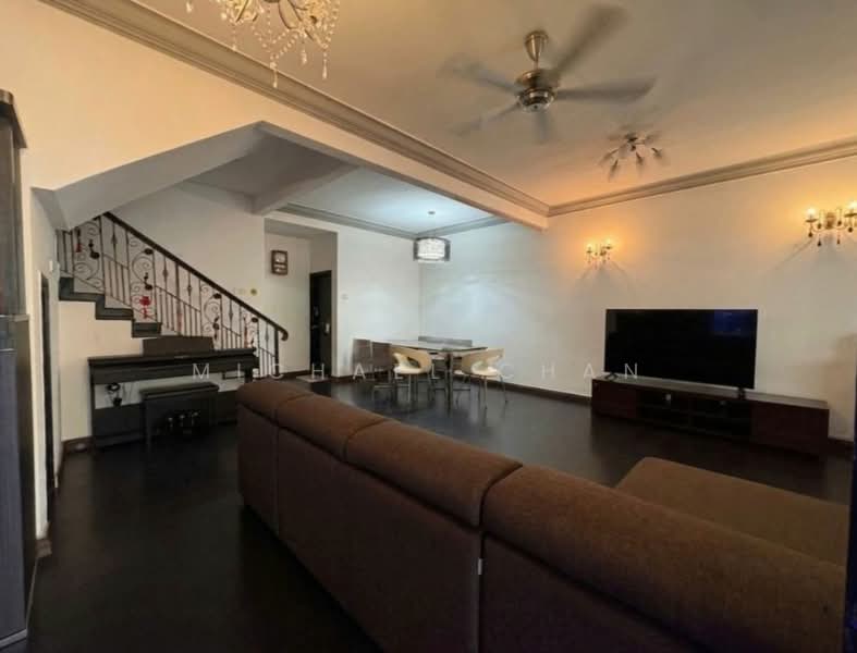 Rumah Teres 2 Tingkat untuk Dijual di Bandar Puteri Puchong (Puchong) - Michael Chan - Living Room - PropertyGuru.com.my