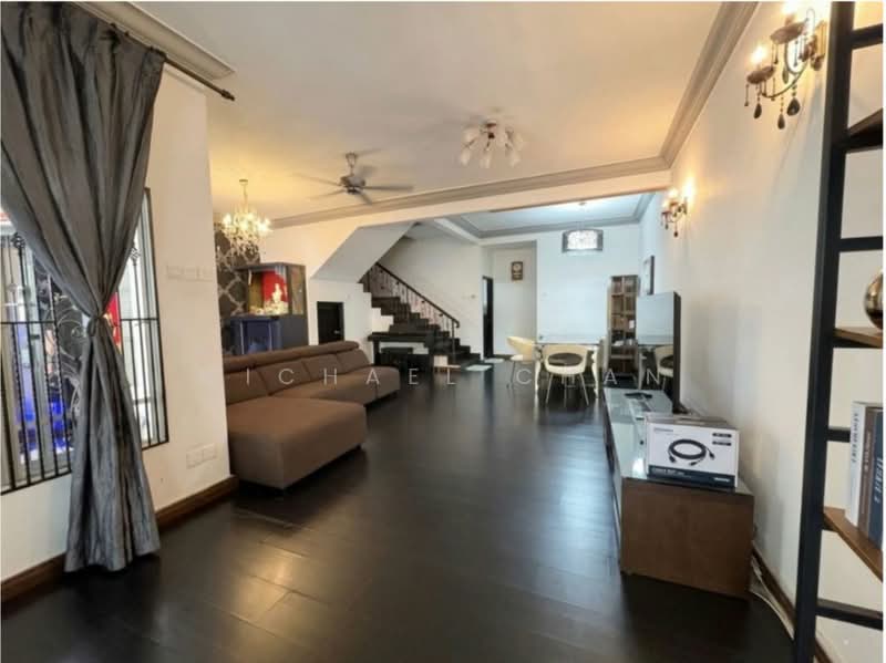 Rumah Teres 2 Tingkat untuk Dijual di Bandar Puteri Puchong (Puchong) - Michael Chan - Living Room - PropertyGuru.com.my
