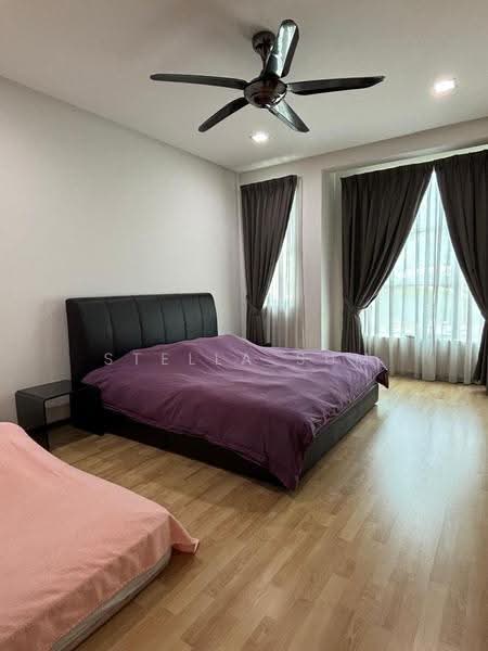 Rumah Teres 2.5-Tingkat untuk Dijual di Putra Heights (Subang Jaya) - Stella Sum - Junior Master Bedroom - PropertyGuru.com.my