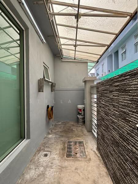 Rumah Teres 2.5-Tingkat untuk Dijual di Putra Heights (Subang Jaya) - Stella Sum - Laundry area - PropertyGuru.com.my