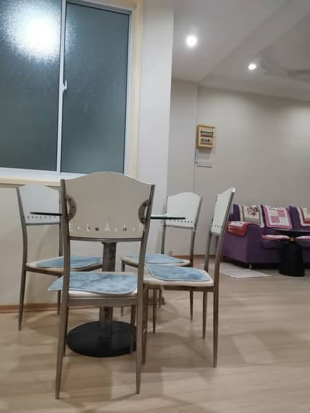 Pangsapuri untuk Dijual di Kingfisher Series - Elaine Lee - Living Room - PropertyGuru.com.my