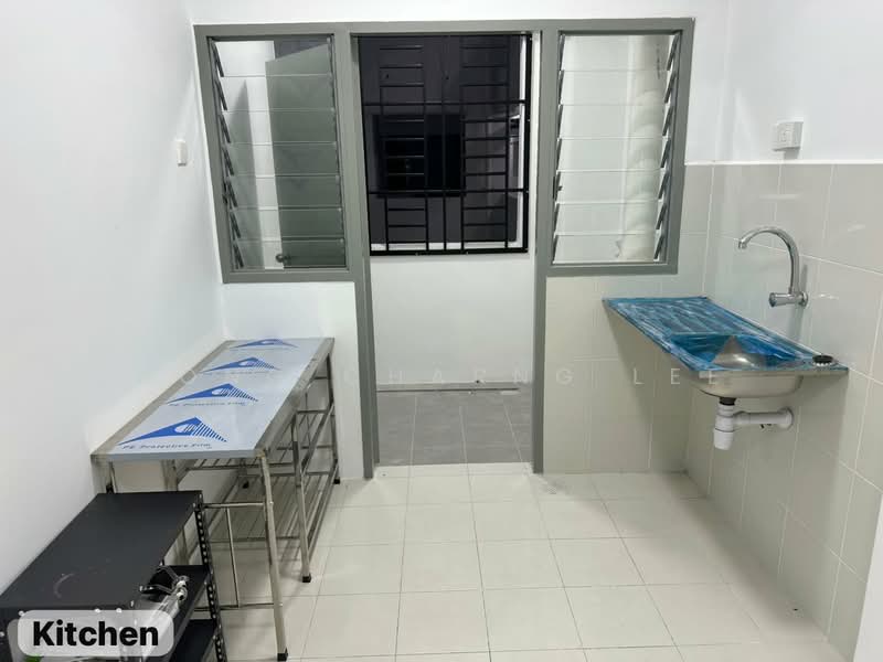 Flat for Rent at PANGSAPURI CENDERA 1 - Hong Charng Lee - Kitchen - PropertyGuru.com.my