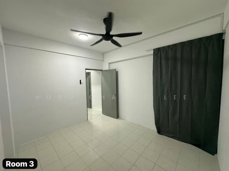 Flat for Rent at PANGSAPURI CENDERA 1 - Hong Charng Lee - Bedroom - PropertyGuru.com.my