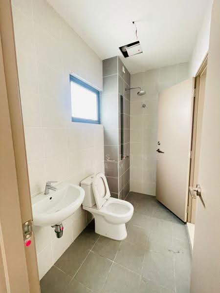 Rumah Teres 2-Tingkat untuk Dijual di Alam Impian (Shah Alam) - Christine Lam - Bathroom - PropertyGuru.com.my