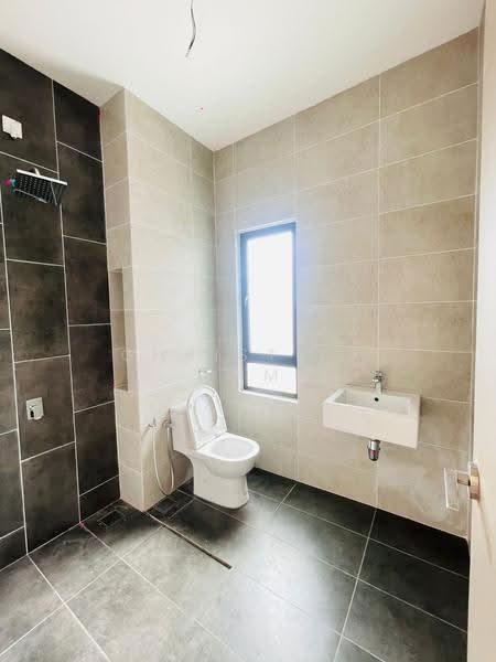 Rumah Teres 2-Tingkat untuk Dijual di Alam Impian (Shah Alam) - Christine Lam - Bathroom - PropertyGuru.com.my