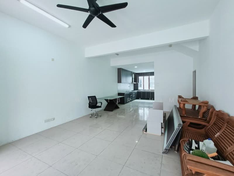 2-storey Terraced House for Sale in Taman Desa Mayang Sari (Nilai) - Hawa Ibrahim - Living Room - PropertyGuru.com.my