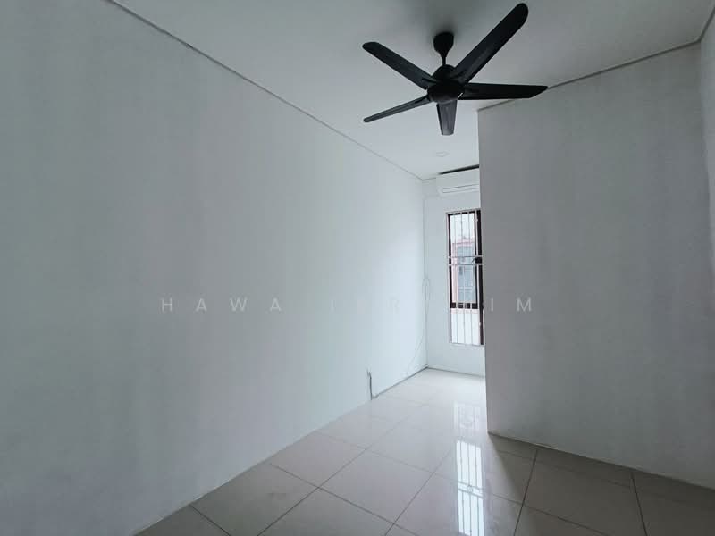 2-storey Terraced House for Sale in Taman Desa Mayang Sari (Nilai) - Hawa Ibrahim - Interior - PropertyGuru.com.my