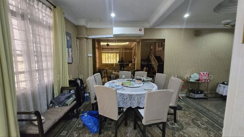 Rumah Teres 2 Tingkat untuk Dijual di Seksyen 4 (Bangi) - Maizura binti Mohd Darus - Dining Room - PropertyGuru.com.my