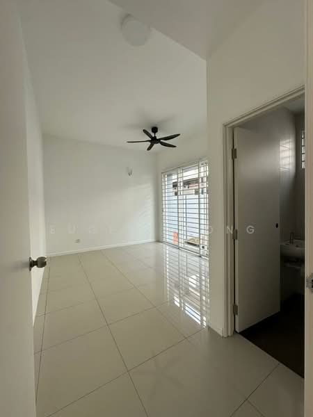 Bungalow for Rent in Seri Kembangan (Selangor) - Eugene Wong - PropertyGuru.com.my