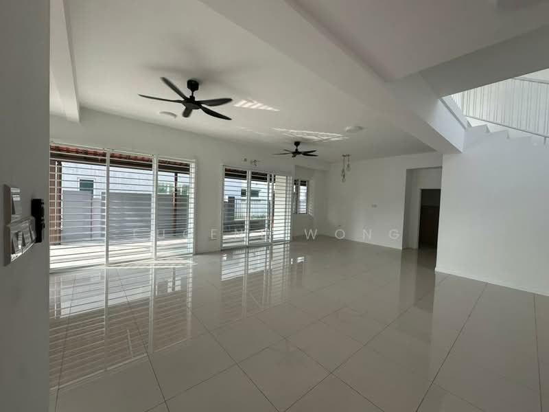 Bungalow for Rent in Seri Kembangan (Selangor) - Eugene Wong - Living Room - PropertyGuru.com.my