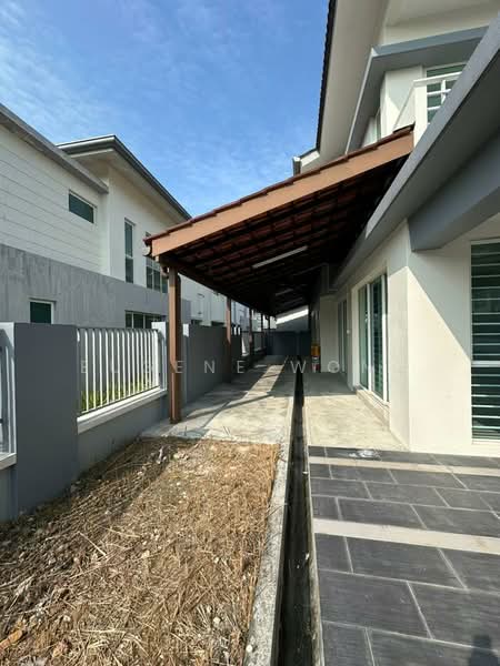 Bungalow for Rent in Seri Kembangan (Selangor) - Eugene Wong - Exterior - PropertyGuru.com.my