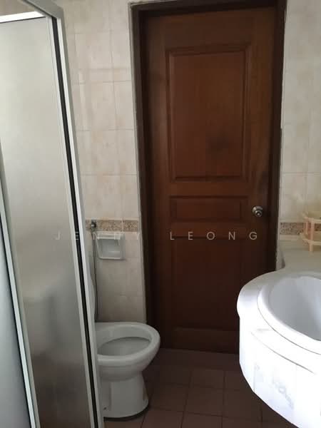 Condominium for Rent at Berjaya Court - Jenny Leong - Bathroom - PropertyGuru.com.my